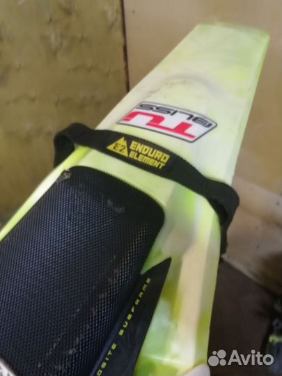 Пластик Husqvarna