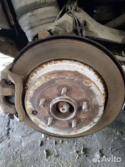 Задние тормозные диски от range rover sport