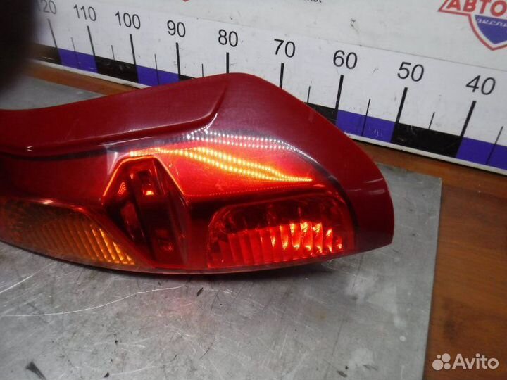 Фонарь задний правый Nissan X-Trail T31 MR20 2008