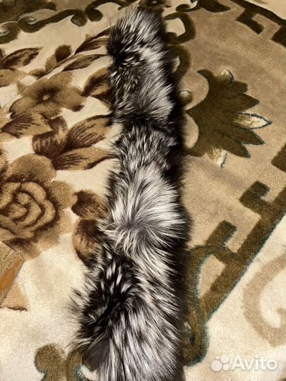 Воротник из меха чернобурки