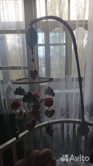 Мобиль на кроватку из фетра