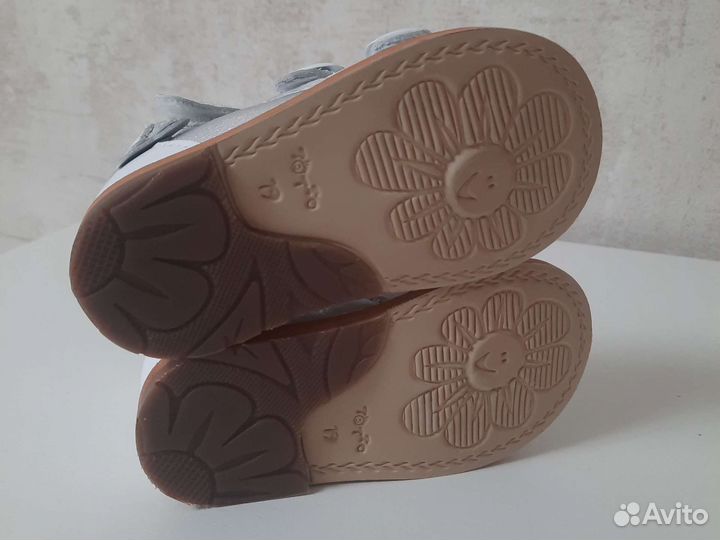 Туфли открытые фирмы Totta r19