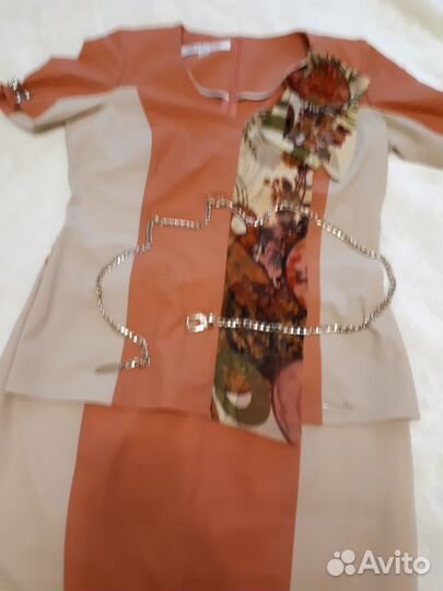 Продаётся костюм Италия