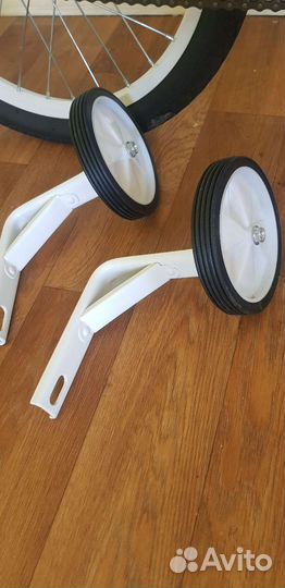 Велосипед для девочки 18 дюймов