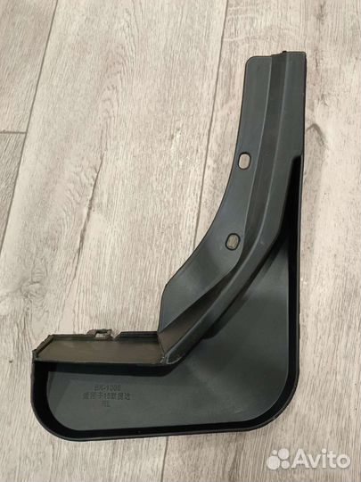 Брызговики Фольксваген Джетта 6