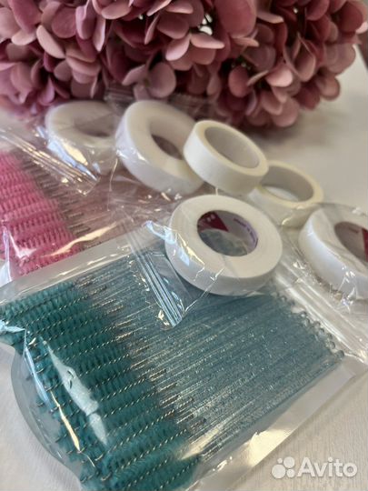 Материалы для бровей и наращивания ресниц