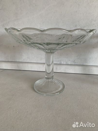 Ваза на ножке