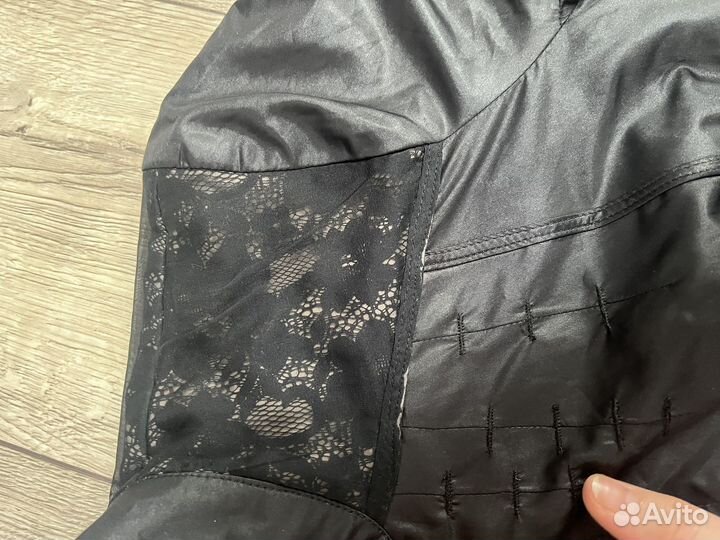 Куртка бомбер Guess женская S (42)