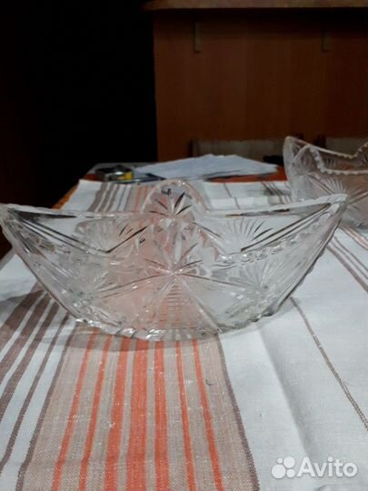 Хрустральные ладьи, вазочки