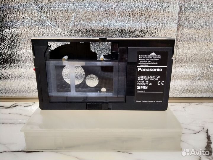 Адаптер для видеокассет с VHS-C на VHS