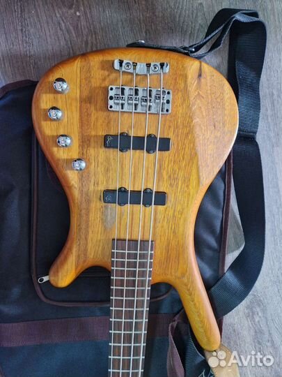 Бас гитара warwick corvette