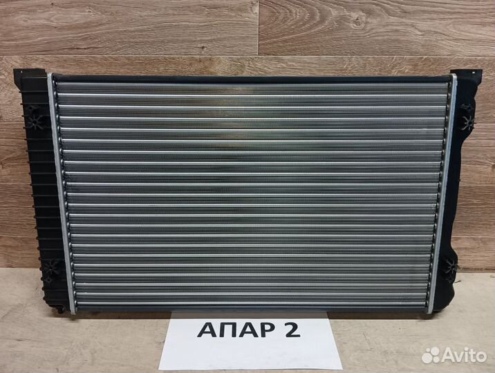 Радиатор двс Audi A4 2 В6 2001-2005