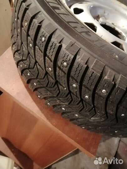 Michelin Latitude X-Ice North 3 215/65 R32