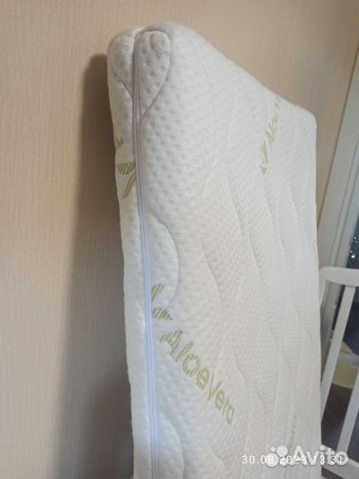 Матрас детский +наматрасник