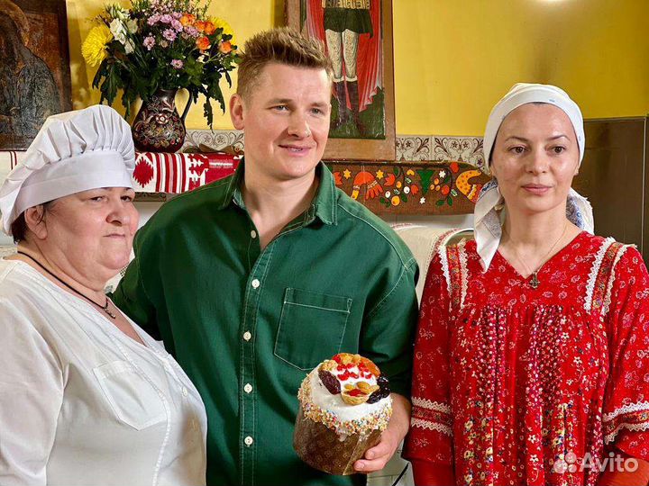 Продавец в трапезную при Храме