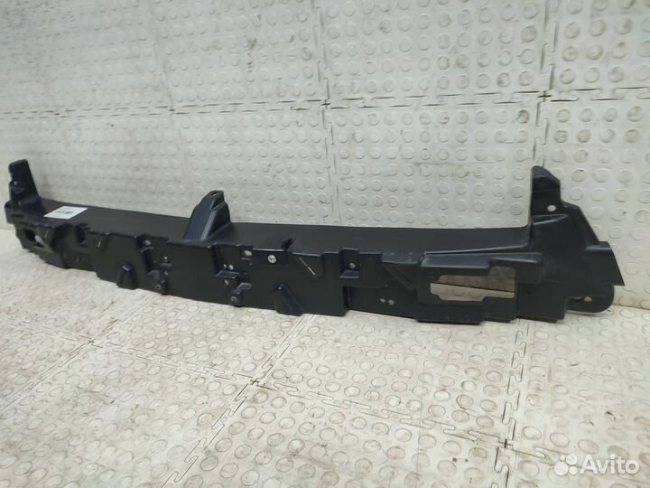 Кронштейн решетки радиатора Lexus Lx570 J200 2015