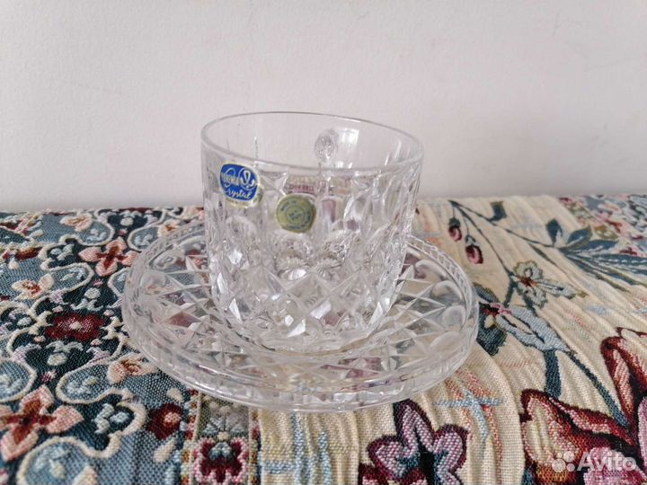 Рюмки, графин, ваза, конфетница