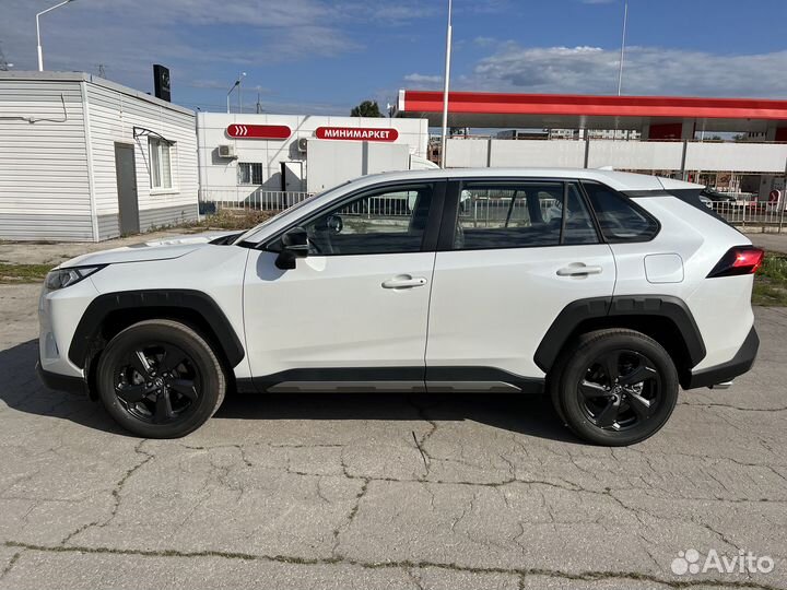 Toyota RAV4 2.0 CVT, 2023, 15 км