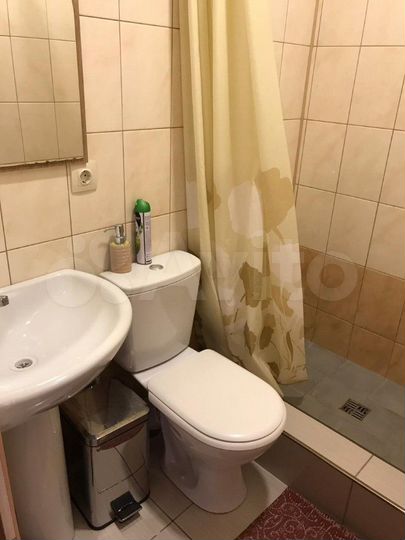 Комната 20 м² в > 9-к., 1/3 эт.