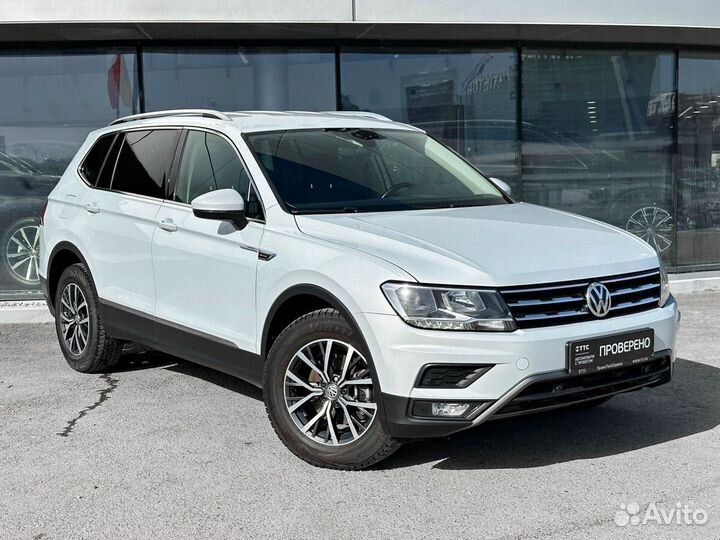Volkswagen Tiguan 2.0 AMT, 2018, 137 001 км