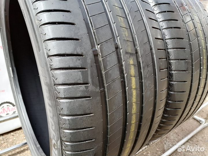 Bridgestone Alenza 001 295/35 R21
