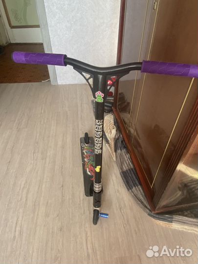 Трюковой самокат