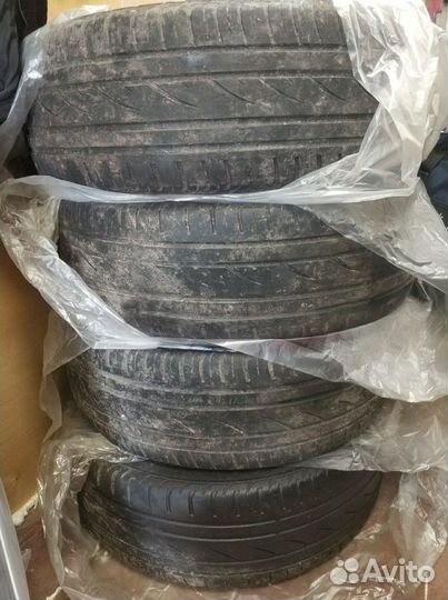 Continental ContiCrossContact UHP 235/60 R18