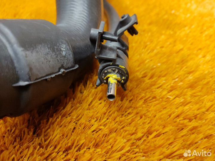 Патрубок радиатора верхний Mercedes-Benz Clk-Class