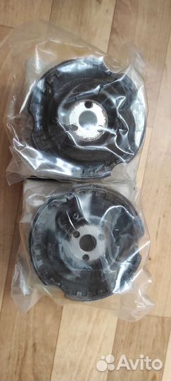 Опора передняя Porsche Cayenne