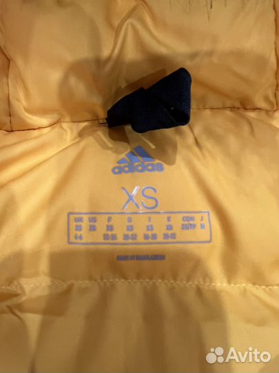 Куртка adidas женская