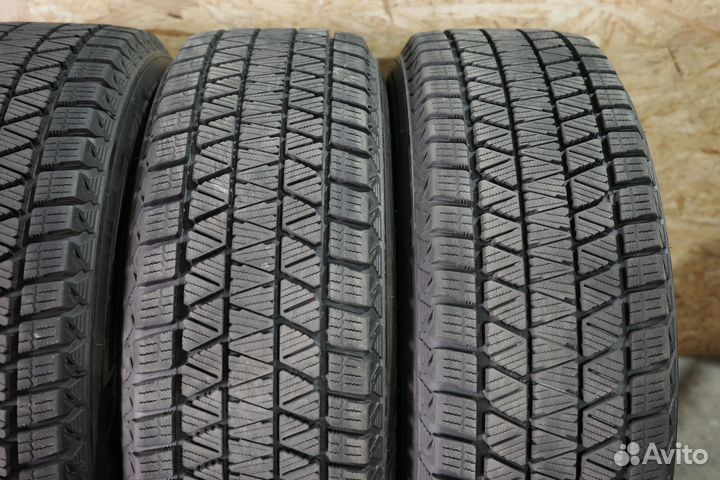Bridgestone Blizzak DM-V3 225/65 R17 102Q