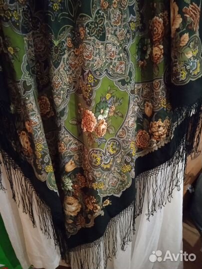 Павловопосадский платок шерсть