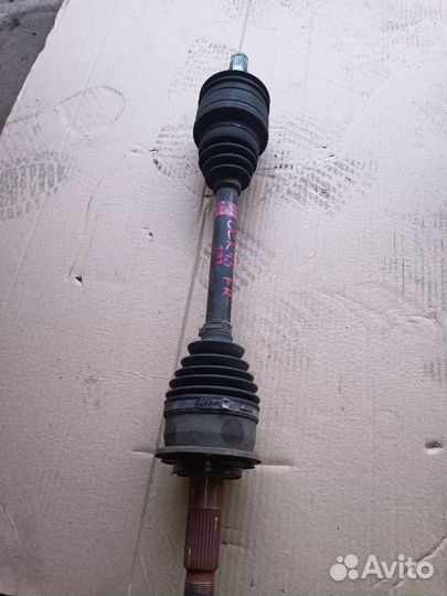 Привод передний правый Toyota Sequoia UCK45 2UZ-FE