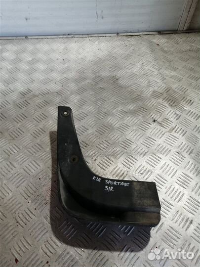 Брызговик задний правый Kia Sportage SL G4KD 2010