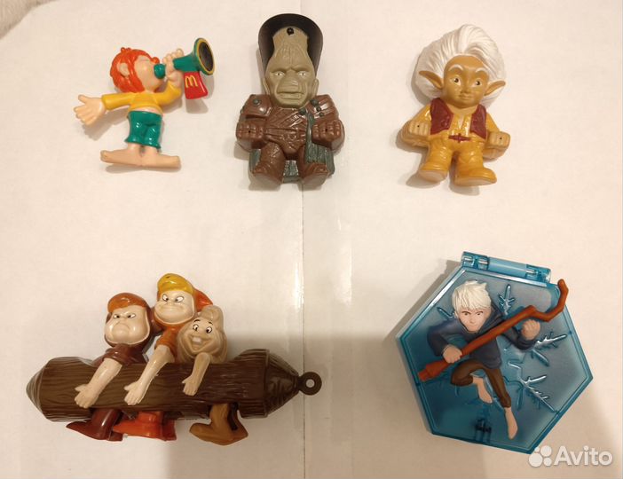 Игрушки из Макдак,Чупа чупс,Киндер макси коала