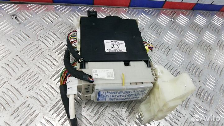 Блок комфорта Toyota Prius (09-16 года) ZVW30, ZVW