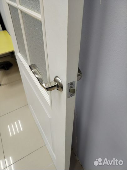 Двери межкомнатные с коробкой