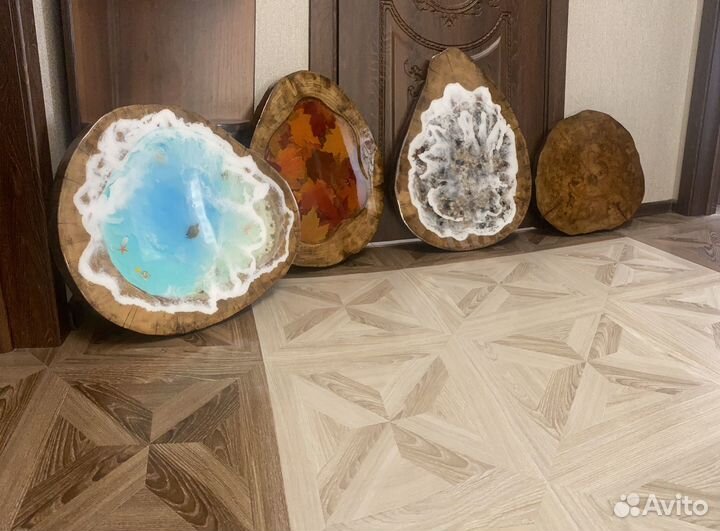 Столешница - эпоксидная смола в массиве дерева