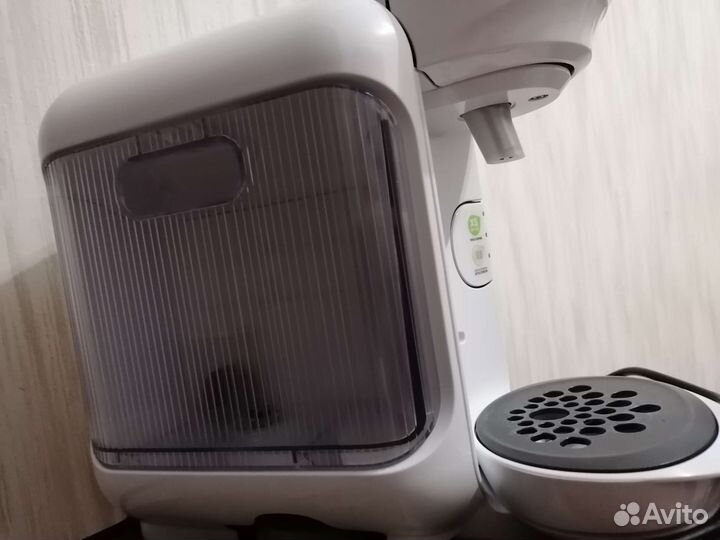 Капсульная кофемашинка Tassimo Vivy 2
