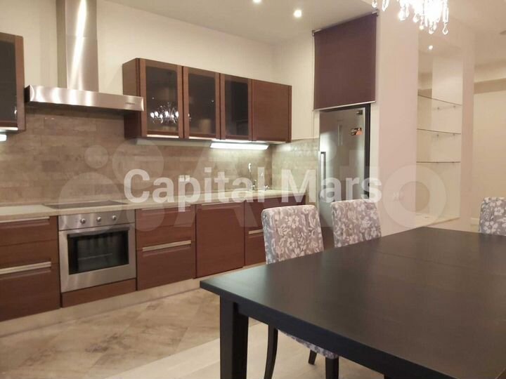 5-к. квартира, 225 м², 2/6 эт.