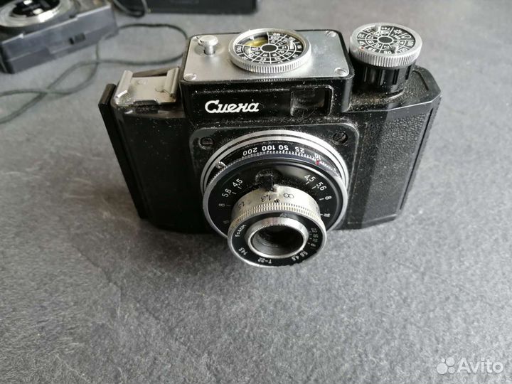 Плёночный фотоаппарат смена