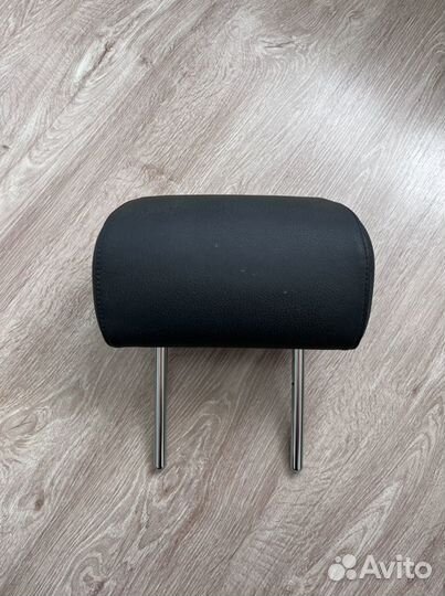 Задний подголовник BMW e60