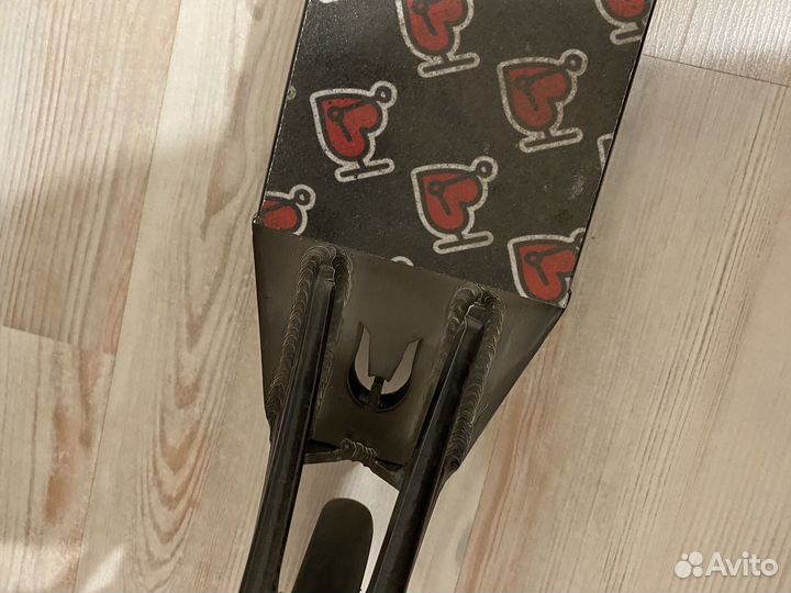 Дека для трюкового самоката