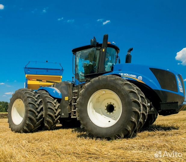 На разборке Нью Холанд New Holland сельхозтехника