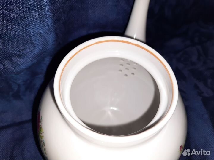 Заварочный чайник с розами Дулево