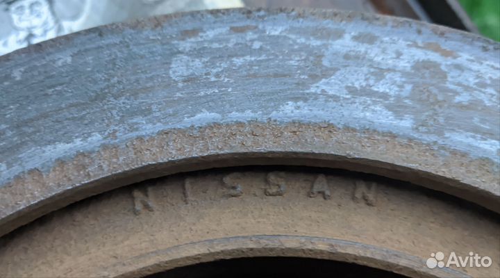 Тормозные суппорты и диски Nissan X-trail задние