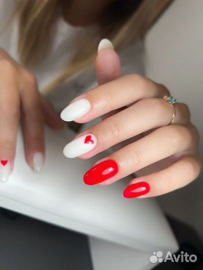 Маникюр в Новоселье