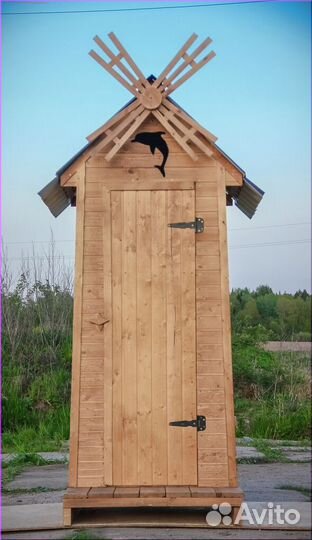 Дачный туалет деревянный