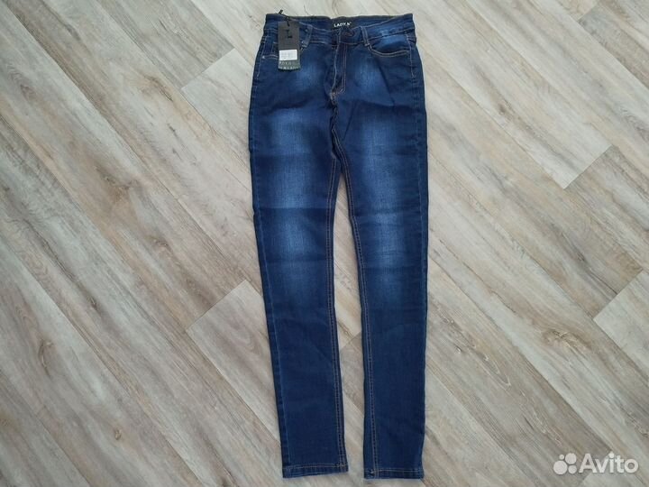 Джинсы женские