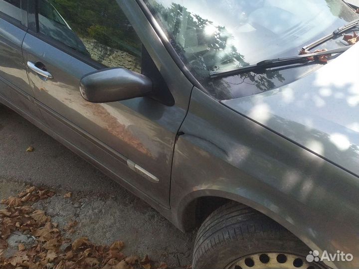 Renault Laguna, 2005